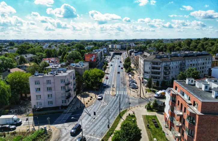 Umowa przedwstępna notarialna czy w formie pisemnej? Najważniejsze różnice